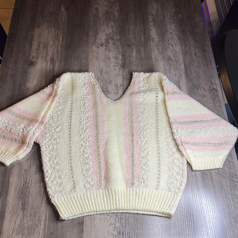 Cottagecore Vintage V-Neck Knit Sweater in Soft Pink and Cream